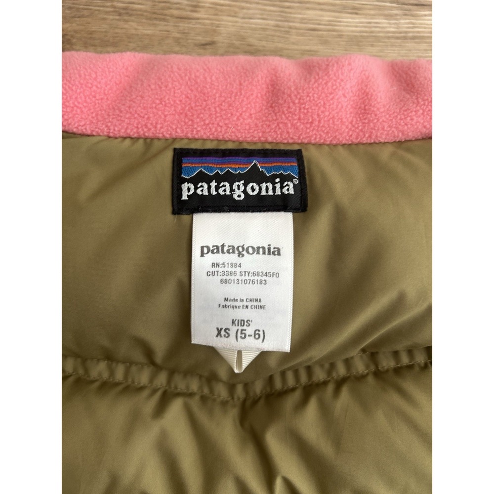 Patagonia Puffer Vest Girls Size XS Brown/Pink - Picture 8 of 11